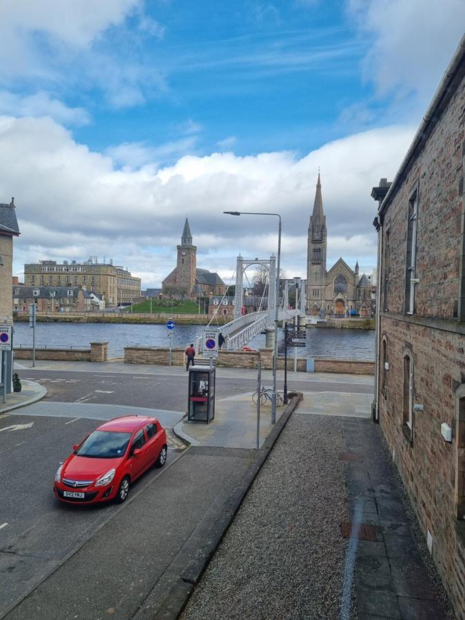 Stunning Spacious Apartment On River Ness Inverness Exteriér fotografie